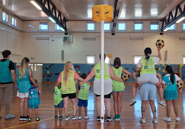 Corfebol aproxima pais e filhos no Estabelecimento Prisional de Paços de Ferreira